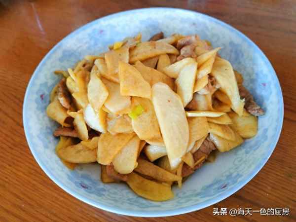 茭白必須要焯水嗎(茭白炒肉要焯水嗎)
