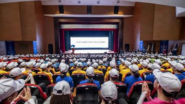 新人員工代表發言致辭;新員工代表致辭簡單大方得體