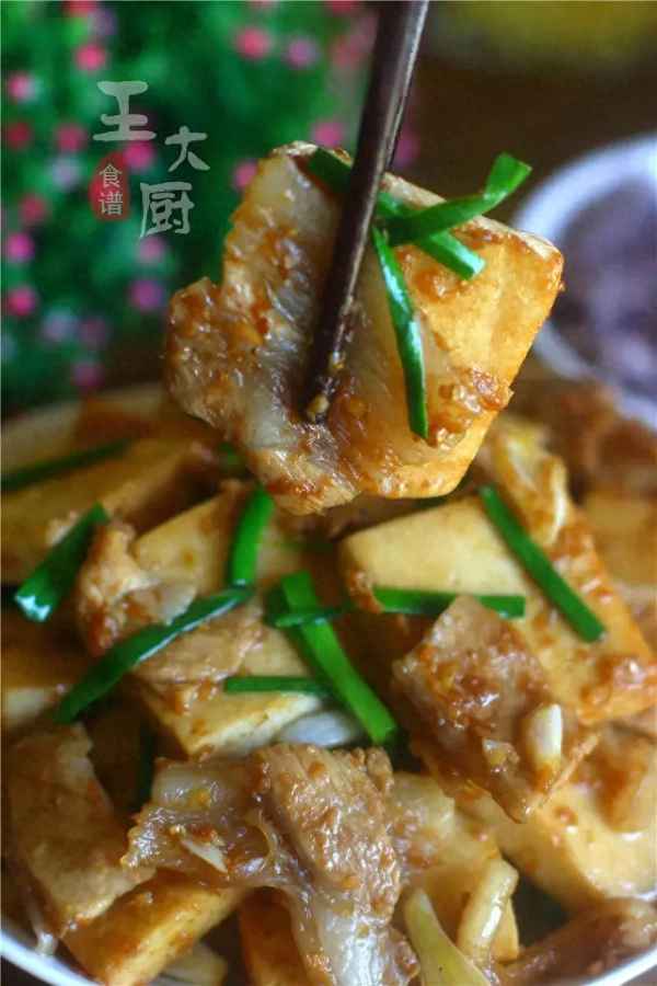豆腐炒肉的制作方法_豆腐炒肉的制作方法和配料
