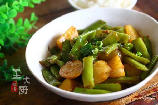 土豆燉豆角的營養(yǎng)成分-土豆燉豆角是什么豆角