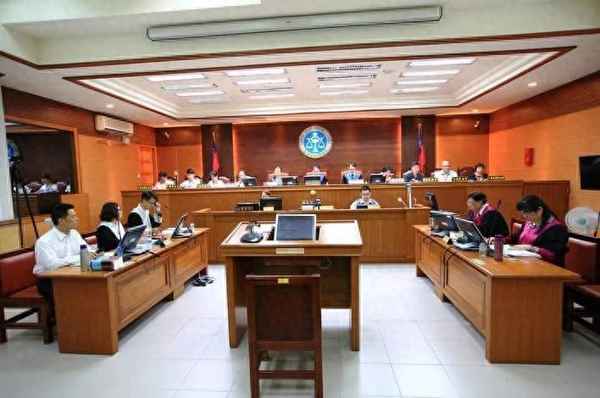 申請變更訴訟請求的步驟—民事變更訴訟請求范文