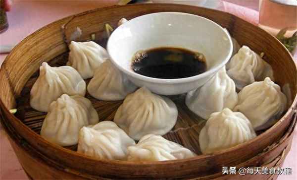 天津包子的正宗做法(正確的發面做包子步驟)