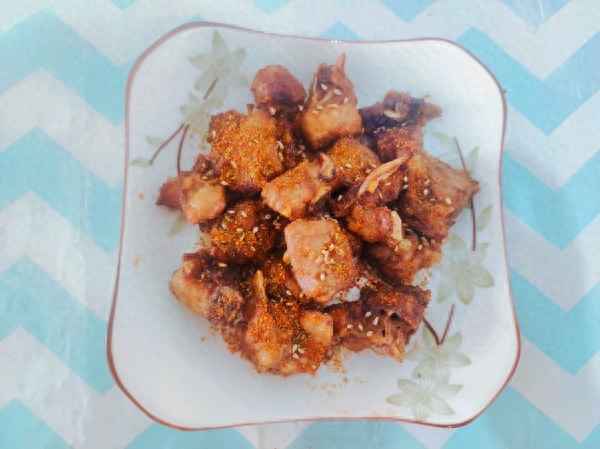 蒜香排骨的炸制方法,蒜香炸排骨的做法外酥里嫩竅門