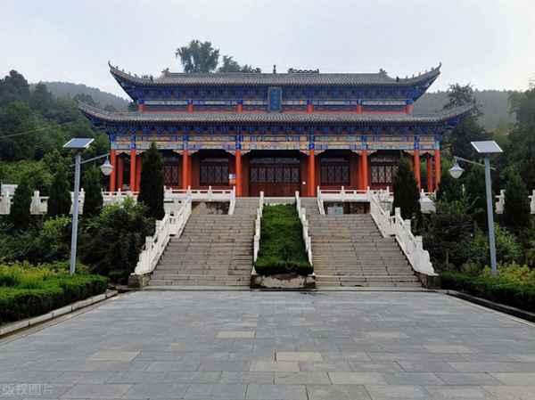 荀子简介及代表作品;荀子的个人简历