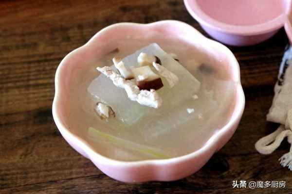 冬瓜燉豬肉的家常做法-豬肉炒冬瓜怎么做好吃又簡(jiǎn)單