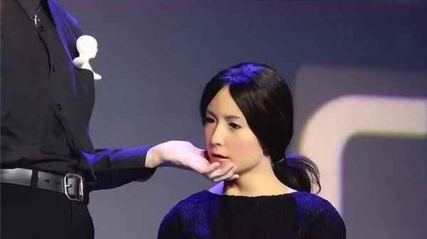 床上自動擋和手動擋的區(qū)別;適合女性開的自動擋小型車