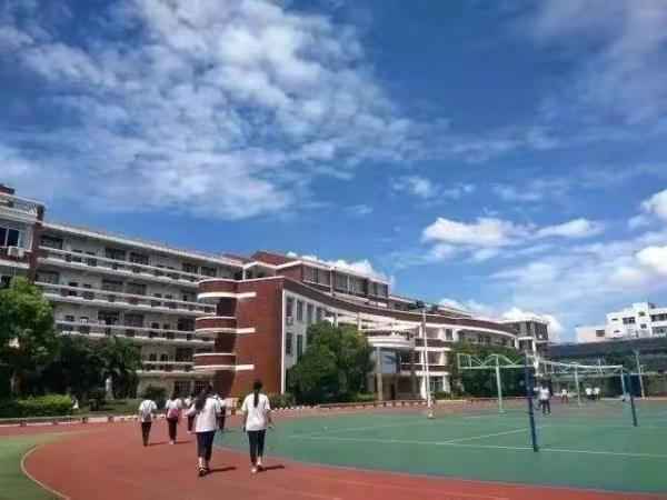 泉州财经学院、泉州财经学院是本科吗