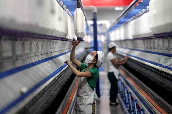 班组长岗位职责和要求(班组长及各岗位员工岗位职责)