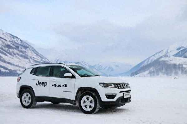 jeep标志性的4x4是什么车-jeep4x4多少钱一辆