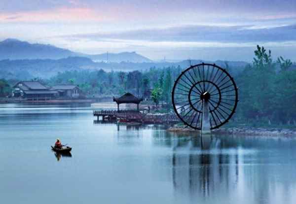 赠别其二唐杜牧古诗_赠别其二唐杜牧古诗带拼音