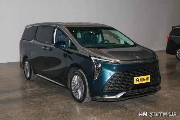 gl8新款2023款、gl8新款2023款陸上公務艙