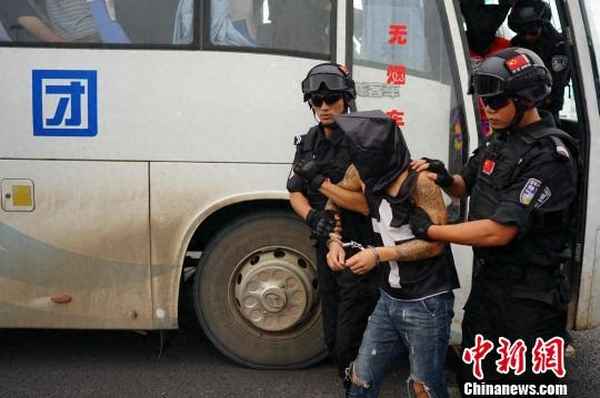 昆明警方打击电信诈骗(昆明市公安局电信诈骗中心电话)