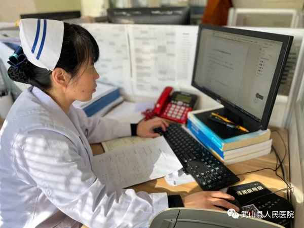 護士個人簡介上墻,護士個人簡介上墻30字