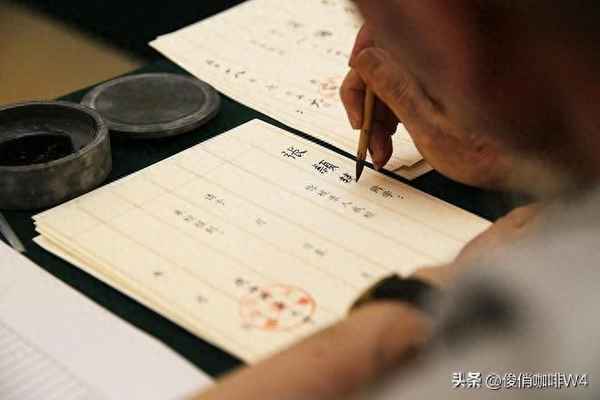 清華大學(xué)的標(biāo)志性大門—清華大學(xué)的標(biāo)志性大門在哪邊