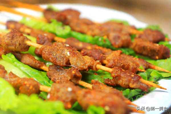 烤小肉串的做法大全(烤小肉串的做法大全竅門)