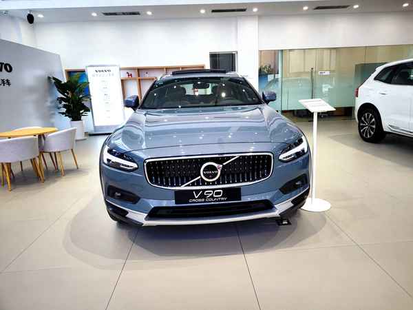 沃尔沃XC60闪银灰视频—沃尔沃xc 60白色