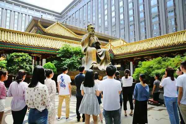 孔子的故事100個、孔子的故事100個好詞好句
