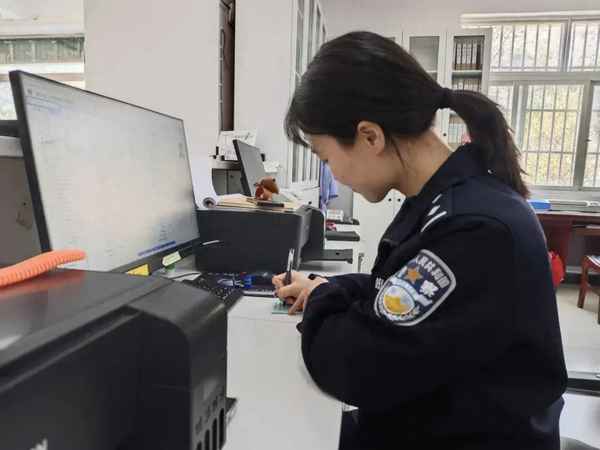 手寫房產證、手寫房產證房管局能查到嗎