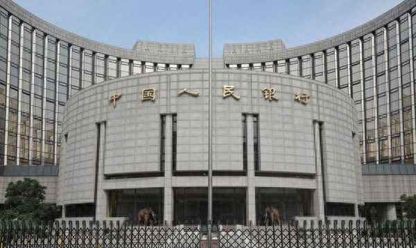 經濟增長放緩的主要原因;經濟增長放緩的主要原因是出口疲軟,投資也不斷走軟