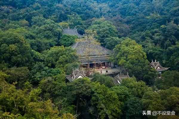 雷峰塔求什么最靈驗、雷峰塔拜什么
