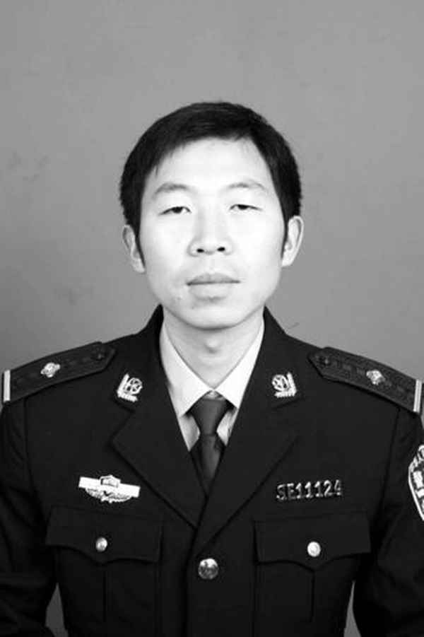 深圳合租屋小康陈剑短文、深圳出租屋里换爱康的房子