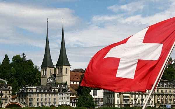 美国2018年人均gdp(美国2018年人均寿命)