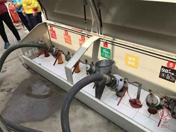 汽油92 95 98代表什么—汽油92 95 98代表什么車