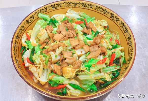 手撕包心菜怎么樣做呢;手撕包心菜圖片