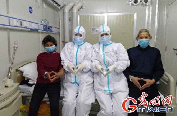 聋哑人谢谢的手语_聋哑人手语谢谢的手势视频教会