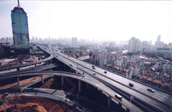 高架路是不是高速—高架路是高速嗎
