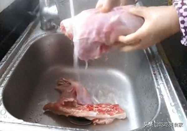 水煮兔的做法四川鮮嫩視頻、水煮兔子的做法大全川味