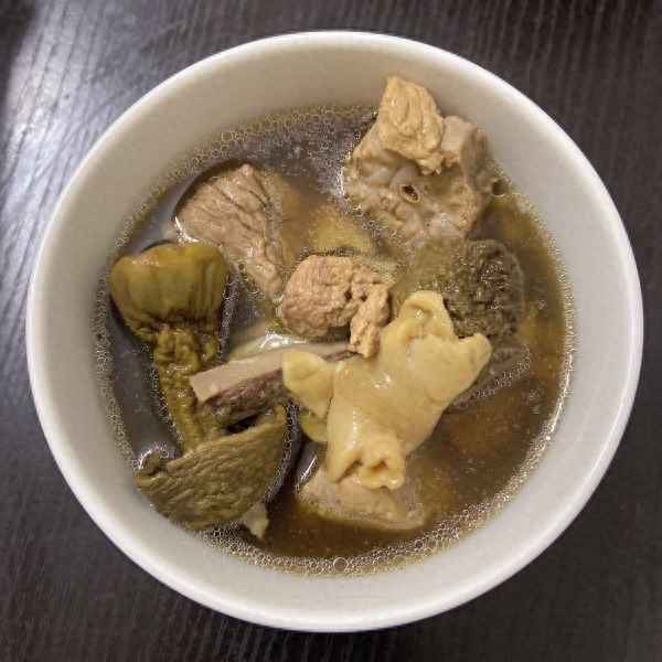 松茸菌燉花膠的功效(松茸花膠湯的做法大全竅門(mén))