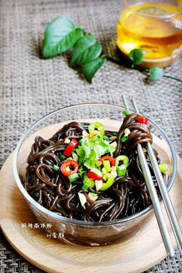 蕨根粉煮多長時間能熟—蕨根粉大概煮多久