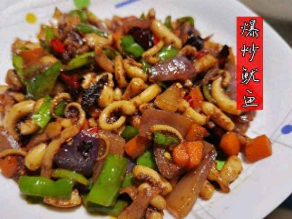爆炒魷魚片的做法大全-爆炒魷魚片的做法大全竅門
