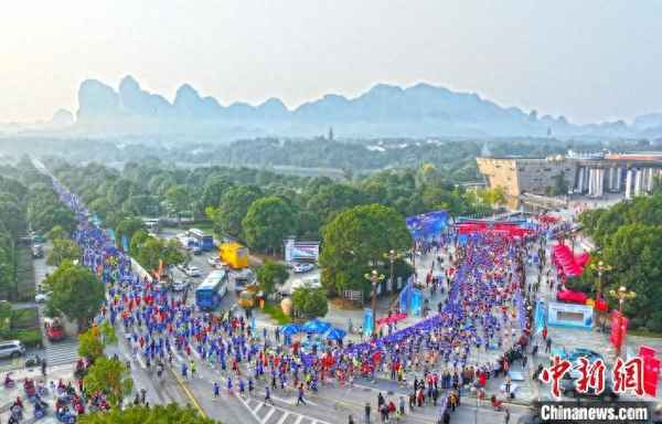 江西龍虎山旅游景點介紹_江西龍虎山旅游景點介紹詞