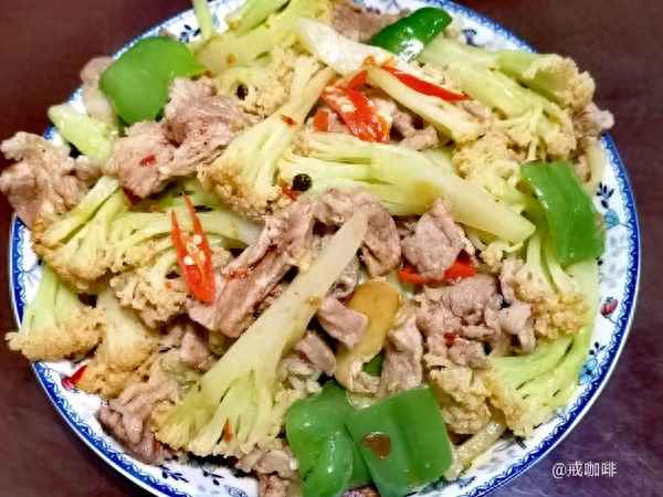 花菜炒五花肉的做法_花菜炒五花肉的做法大全