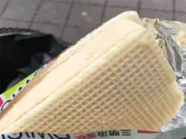 小時候吃的三明治雪糕(小時候零食三明治)