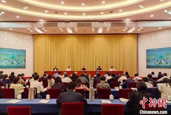 兩個(gè)健康、兩個(gè)健康的人會(huì )感染艾滋病嗎