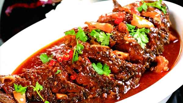 醬燜嘎魚(yú)的正確做法竅門(mén),醬燜嘎魚(yú)用什么醬好吃