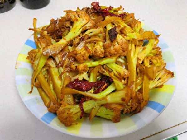 干鍋菜花圖片高清大圖—干鍋菜花做法家常做法