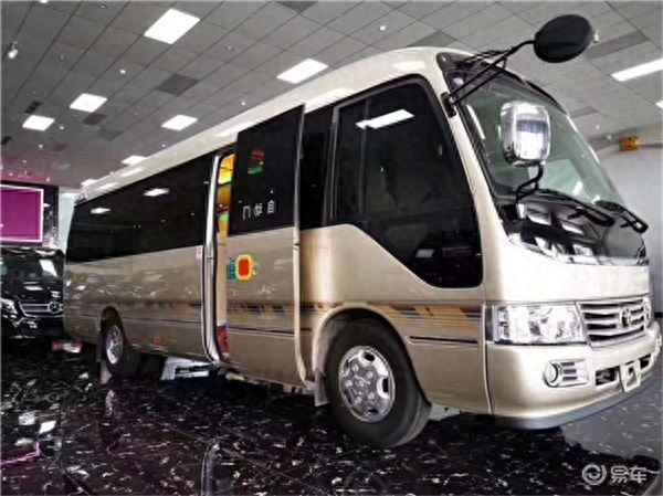 四川考斯特客車價格表;考斯特19座租一天多少錢