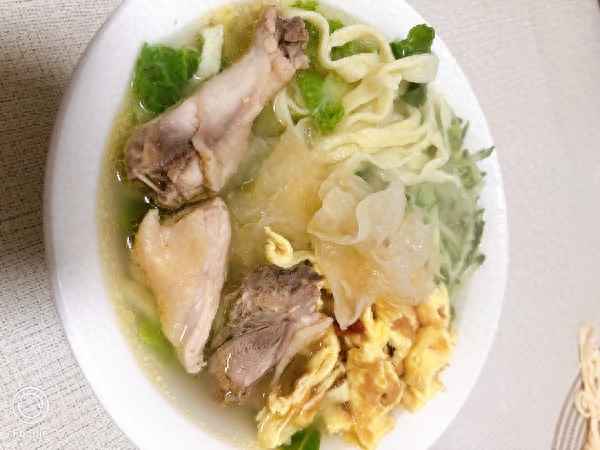 雞肉磨成粉和面做成面條(雞肉磨成粉和面做成面條的比例)