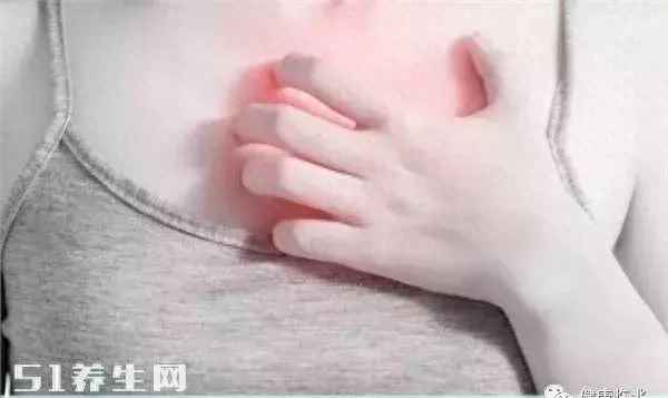 大拇指指甲凹陷图片,大拇指指甲凹陷是什么原因造成的