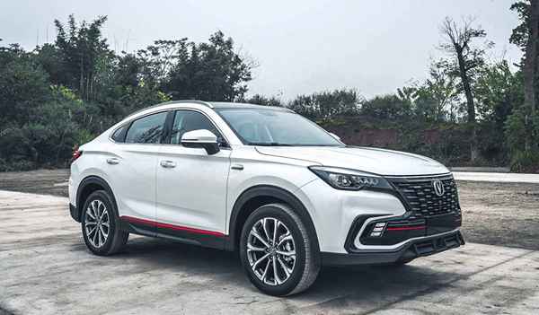 2023長安新款車圖片(長安cs75藍鯨版2023款)
