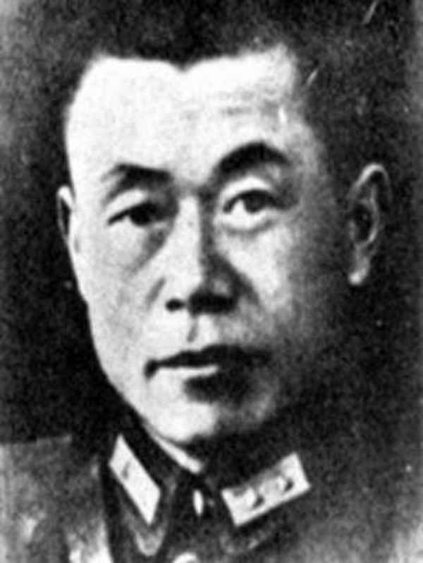 革命英雄作文400字,英雄事跡故事400字左右