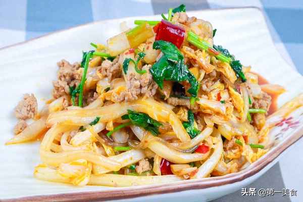 家常豬肉炒粉條的做法—家常豬肉炒粉條做法