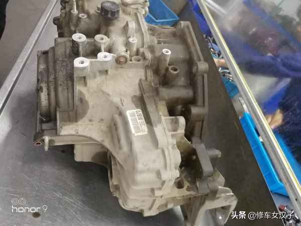 換個變速箱閥體多少錢,換個變速箱閥體多少錢哈沸m6