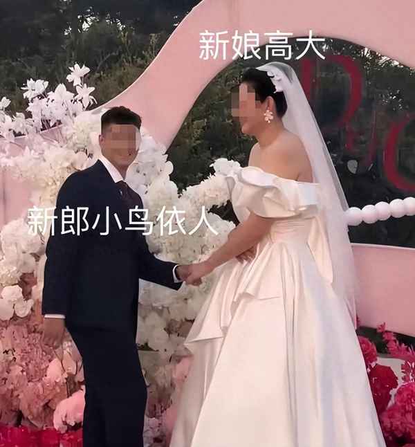 湖北焦點新聞—湖北之聲焦點時刻主持人