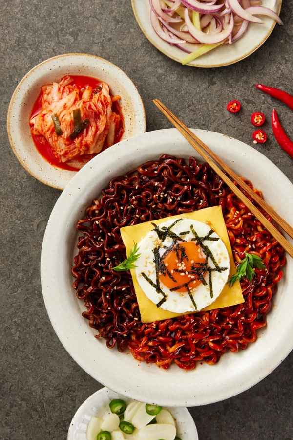 三養炸醬面的熱量,三養炸醬面有豬肉嗎