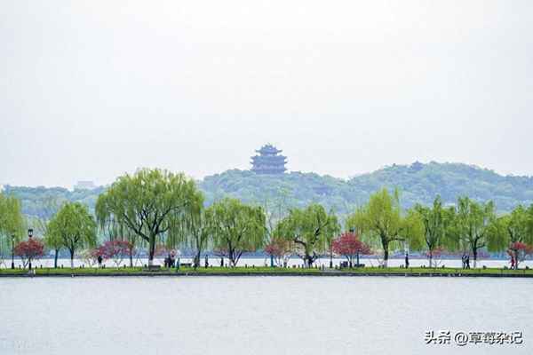 雷峰塔需要提前買(mǎi)票嗎、雷峰塔門(mén)票需要提前買(mǎi)嗎